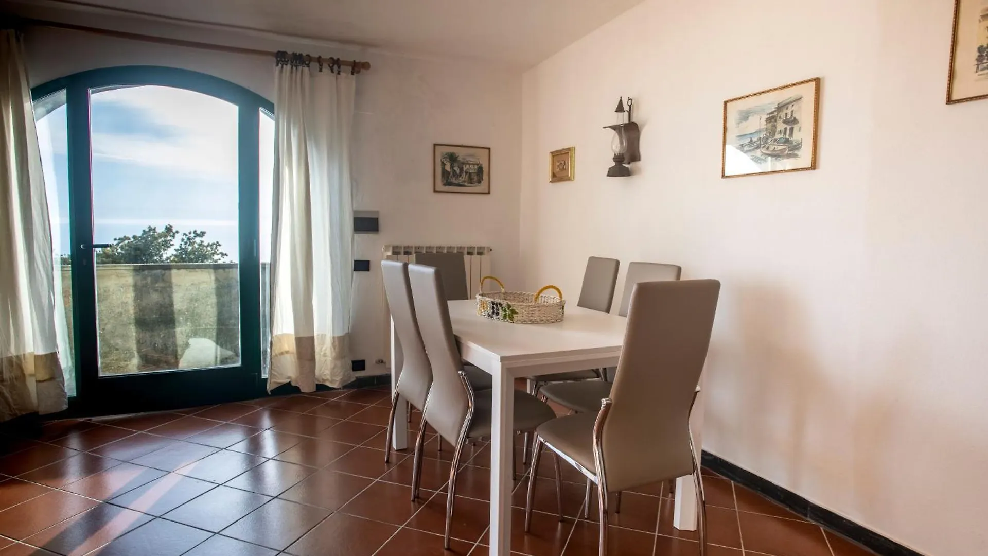 079B - La Villa Storica Il Vigneto 45A, 7 Minuti Dal Mare - Parcheggio Privato Gratis Litorno 0*,
