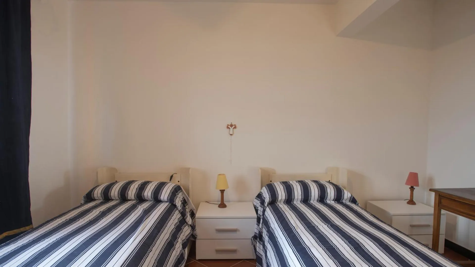 079B - La Villa Storica Il Vigneto 45A, 7 Minuti Dal Mare - Parcheggio Privato Gratis Litorno 0*,